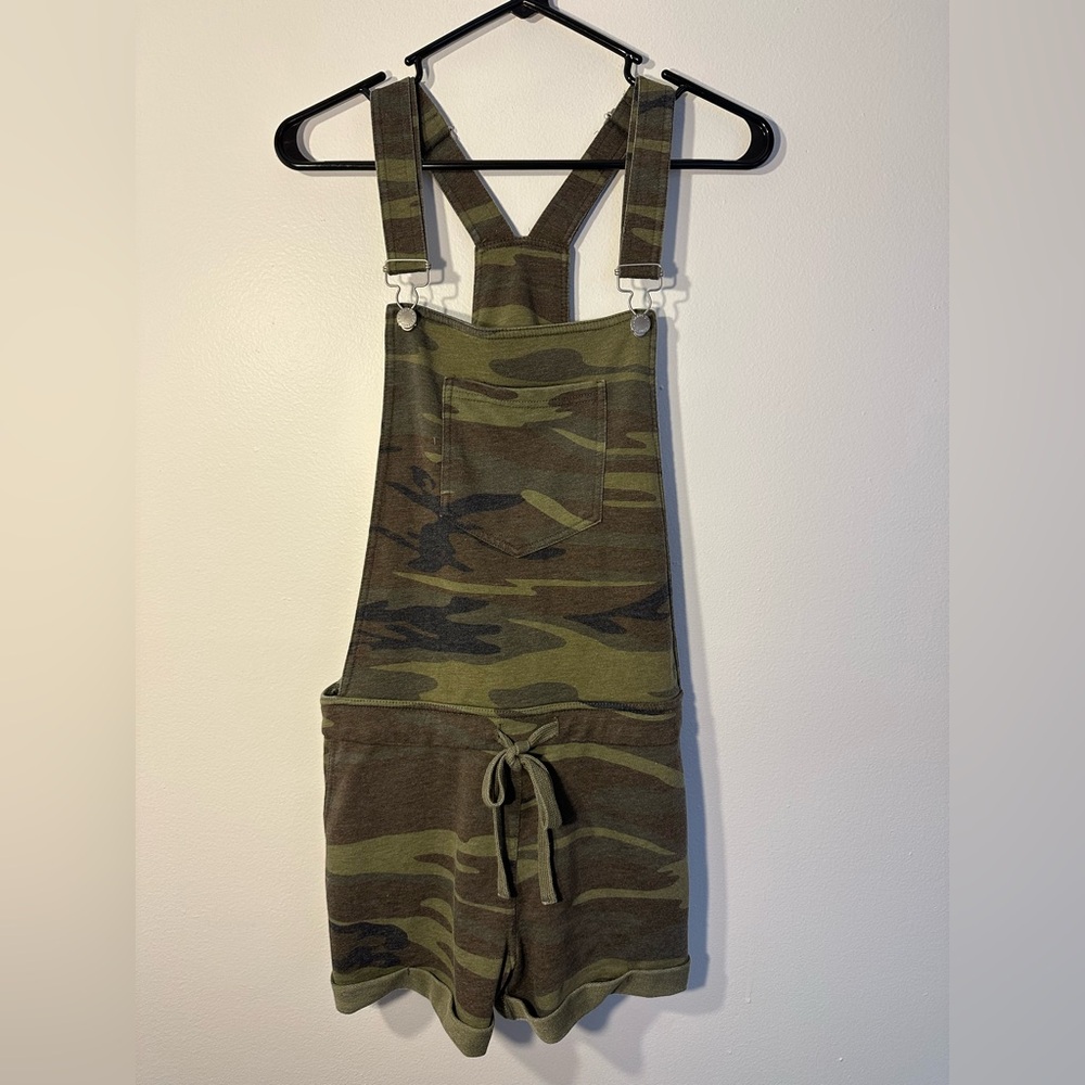 NWT Z-Supply/Neely | Camo Shorts Overalls
